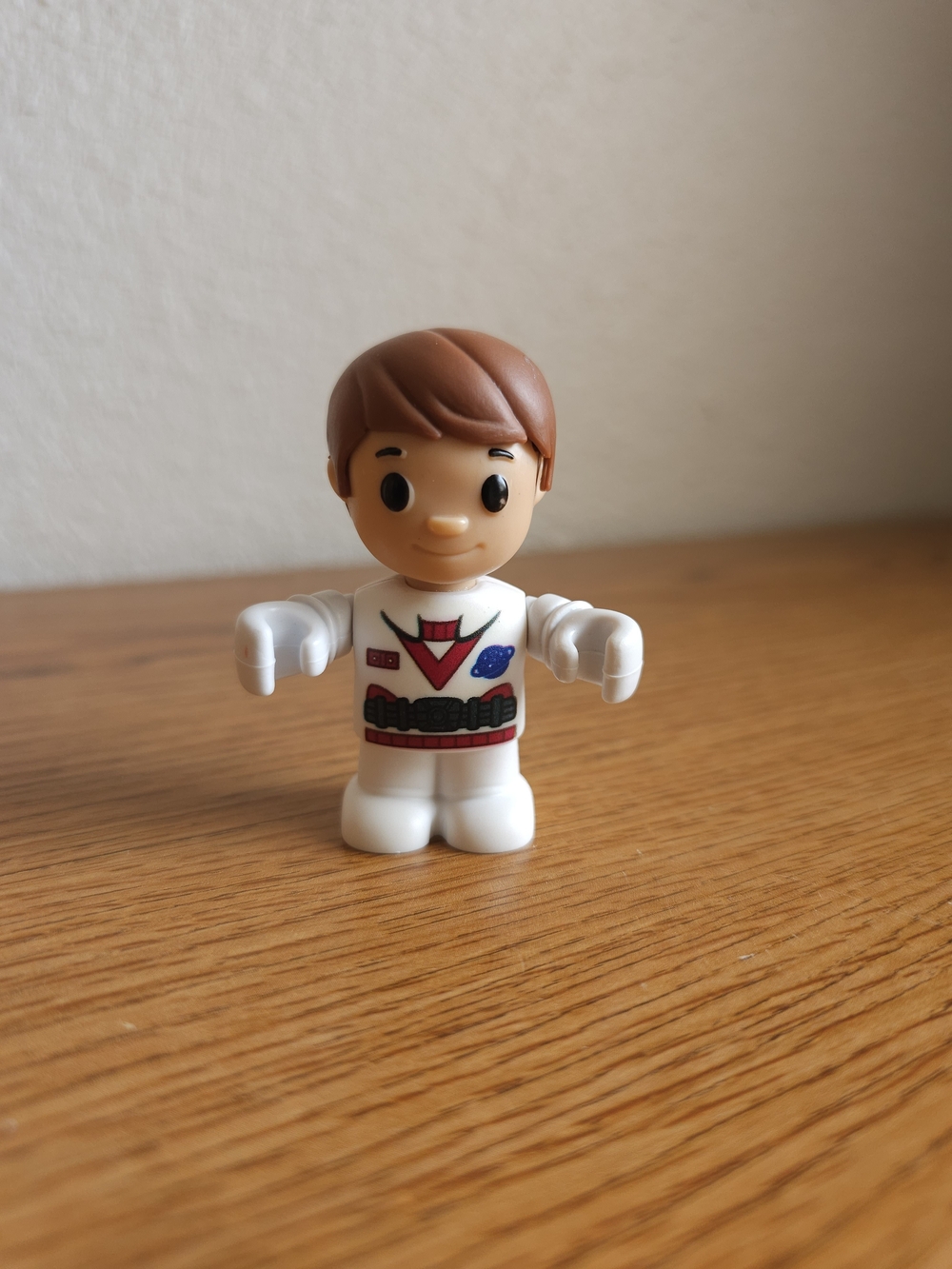 4/$10 Astronaut Toy Figure Boy White Outfit 2 Inches Tall